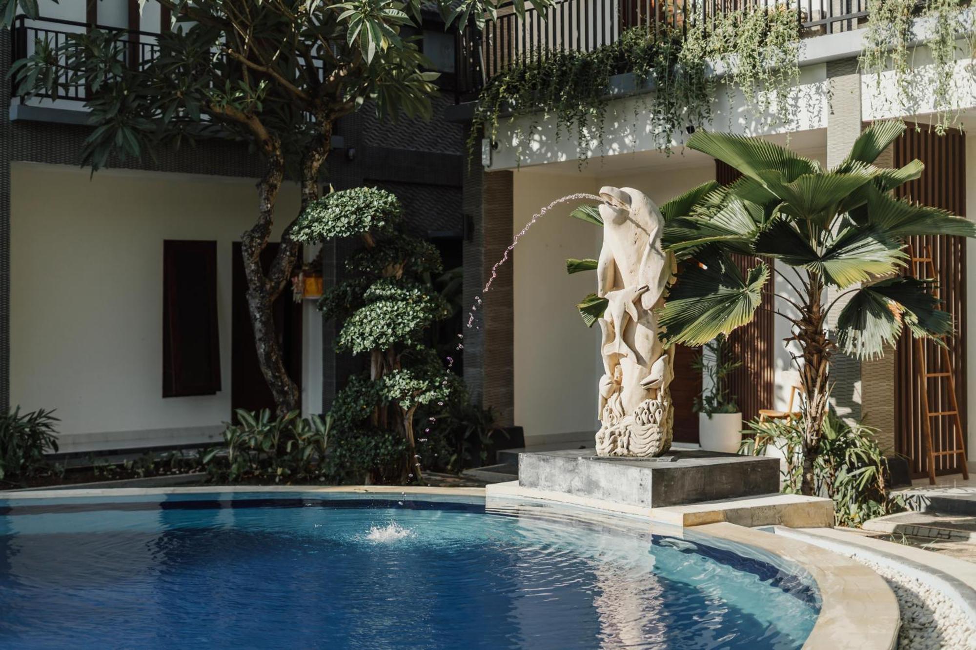 You Suite Seminyak Legian Exterior foto
